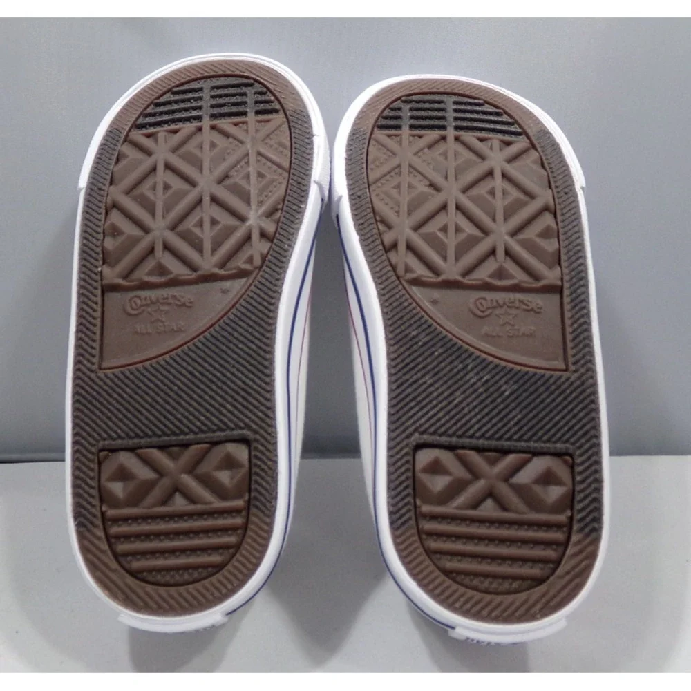 Converse Chuck Taylor All‎ Star Low Top Toddler Sneakers Size 5